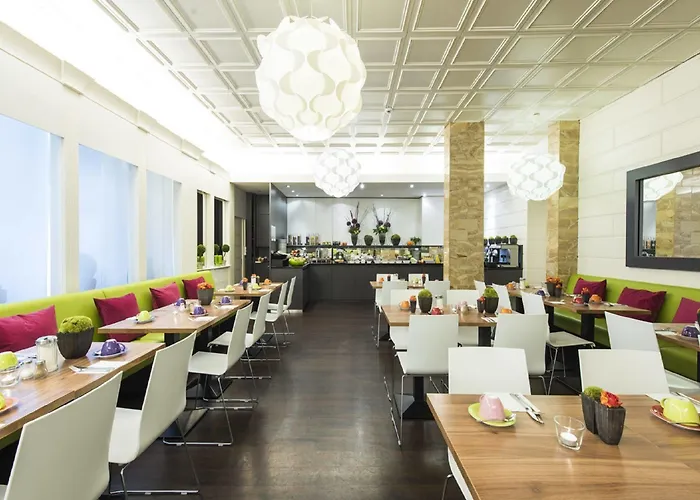 Ambassador 酒店 3*