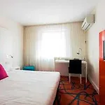 Ambassador Hotel 3*